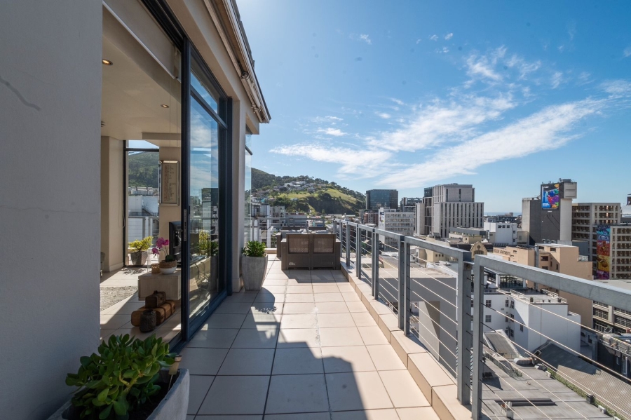 2 Bedroom Property for Sale in Cape Town City Centre Western Cape